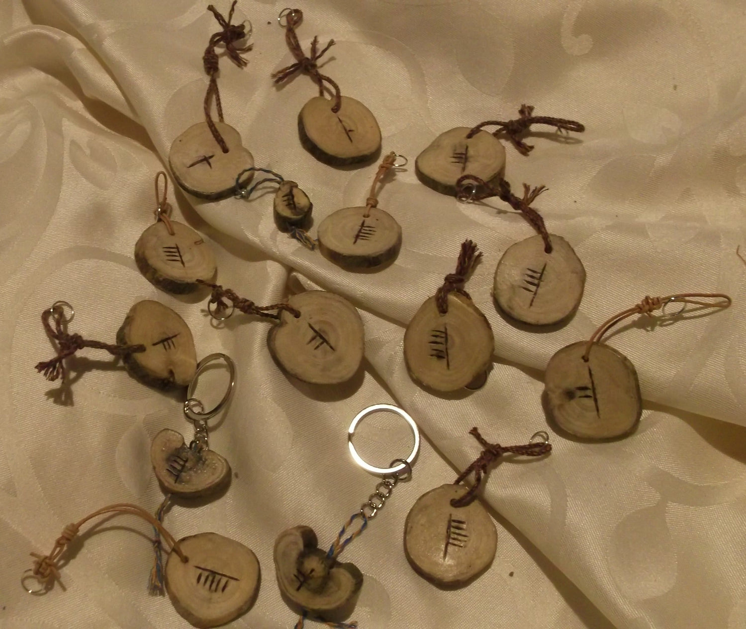 Objets divers en bois