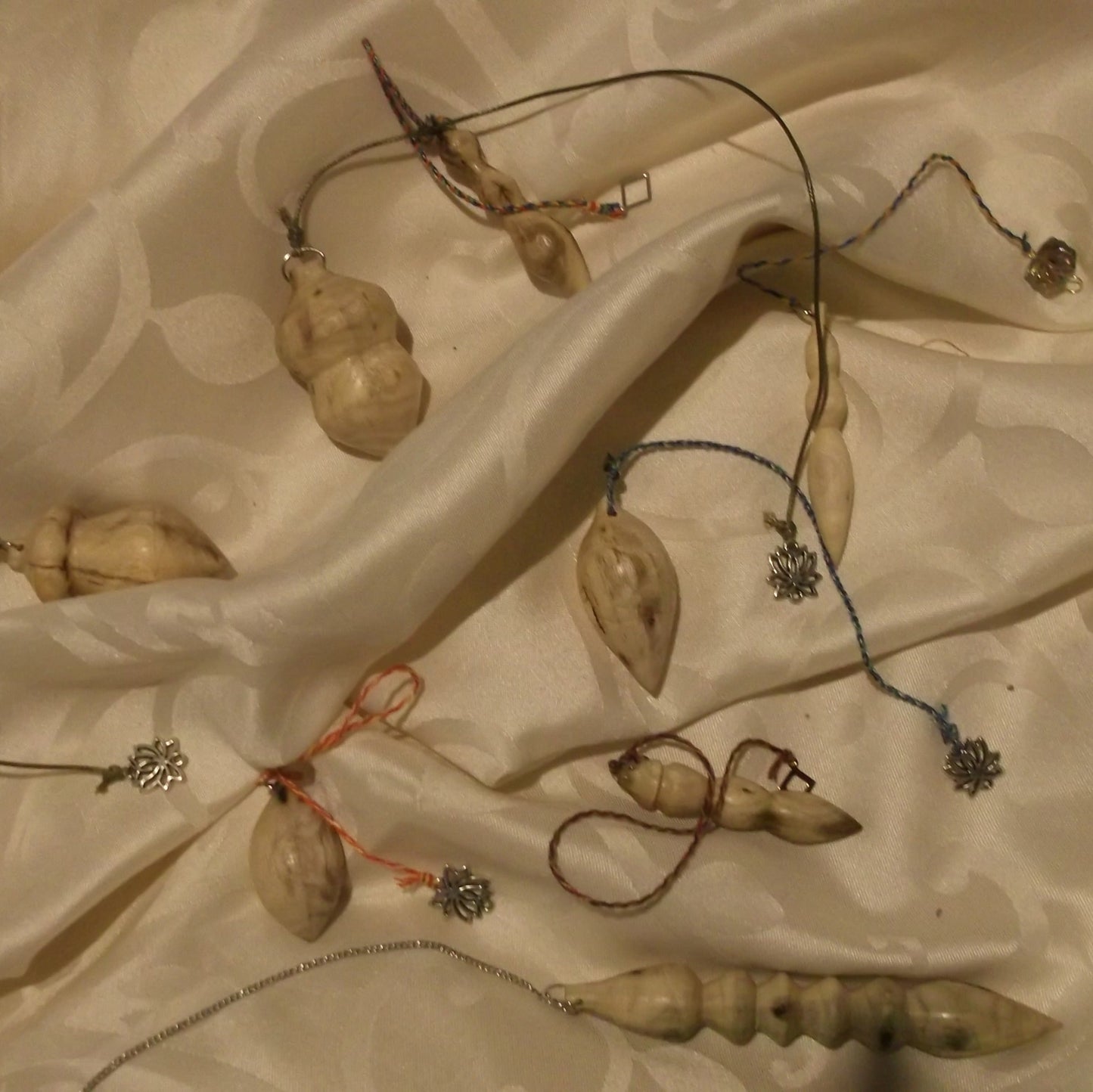 Pendule en Bois de genêt à balais